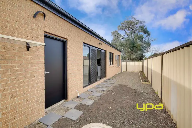 Seventh view of Homely house listing, 2/48 Mitford Crescent, Craigieburn VIC 3064