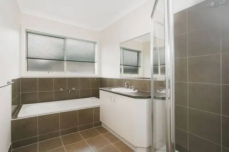 Seventh view of Homely house listing, 32 Saxonwood Drive, Sunbury VIC 3429