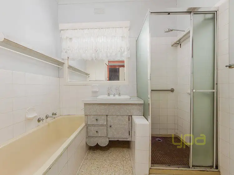 Sixth view of Homely house listing, 39 Erica Avenue, St Albans VIC 3021