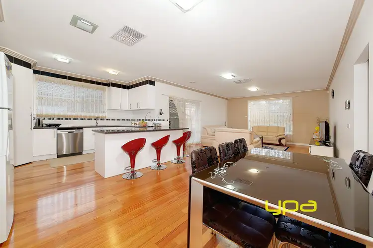 Fifth view of Homely house listing, 5 Kennet Way, Craigieburn VIC 3064