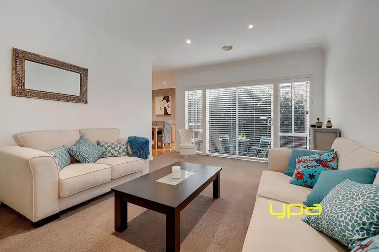 Sixth view of Homely house listing, 16 Scarborough Terrace, Craigieburn VIC 3064