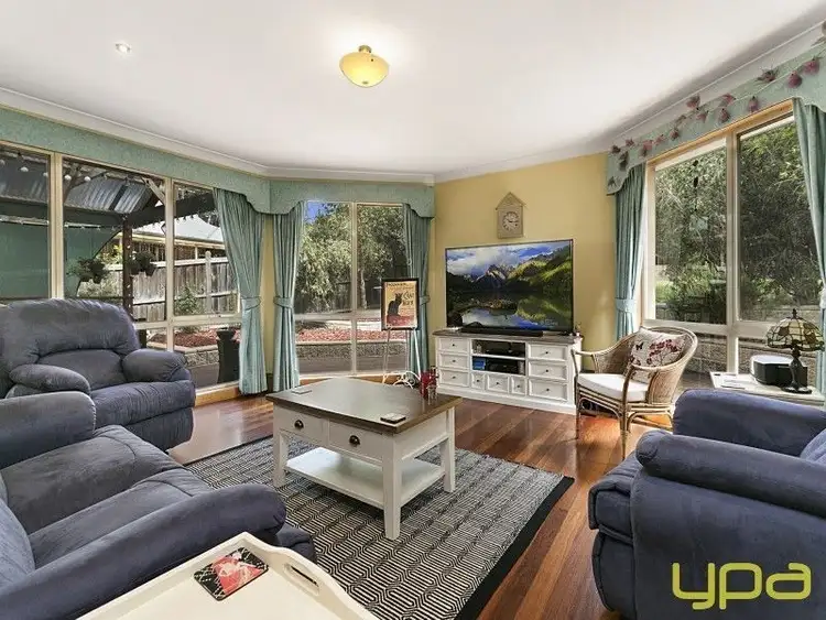 Fourth view of Homely house listing, 2 Skye Court, Sunbury VIC 3429