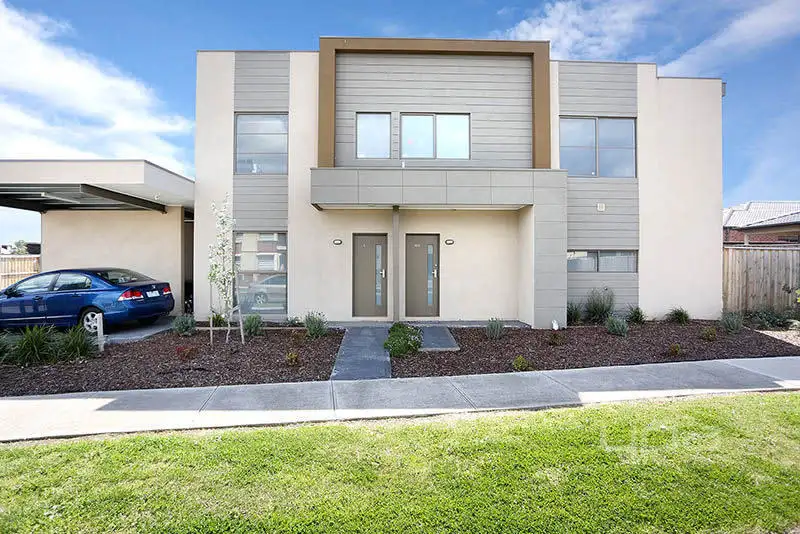Main view of Homely unit listing, 1/19 Positano Way, Lalor VIC 3075
