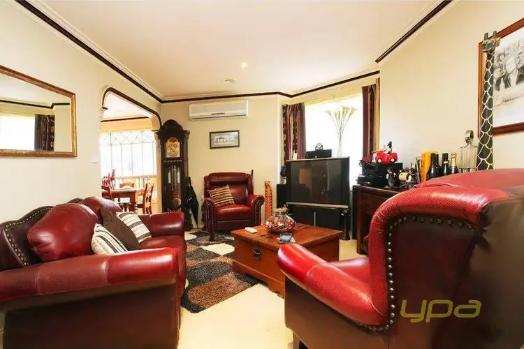 Third view of Homely house listing, 8 Darlingsford Boulevard, Melton VIC 3337
