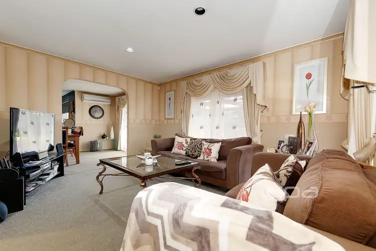 Second view of Homely house listing, 7 Lawry Place, Meadow Heights VIC 3048