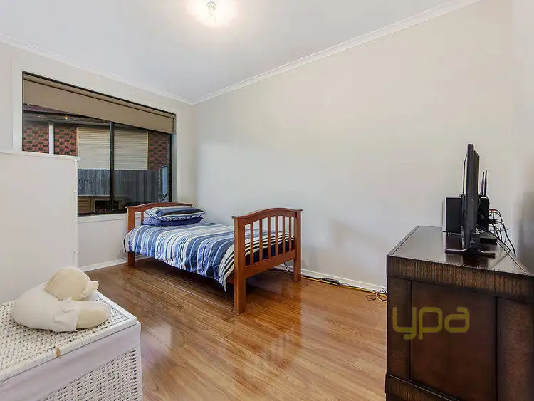Seventh view of Homely house listing, 28 Fairfax Circuit, Albanvale VIC 3021