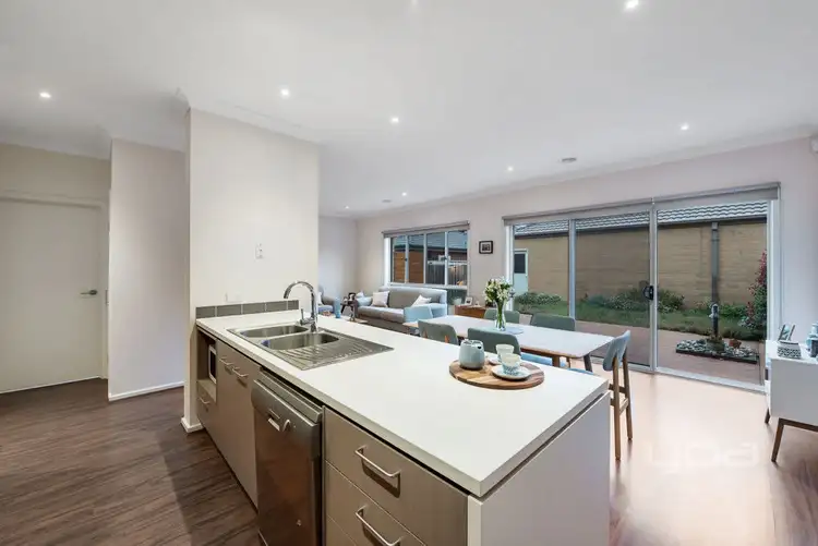 Fifth view of Homely townhouse listing, 3 Omaroo Place, Taylors Hill VIC 3037