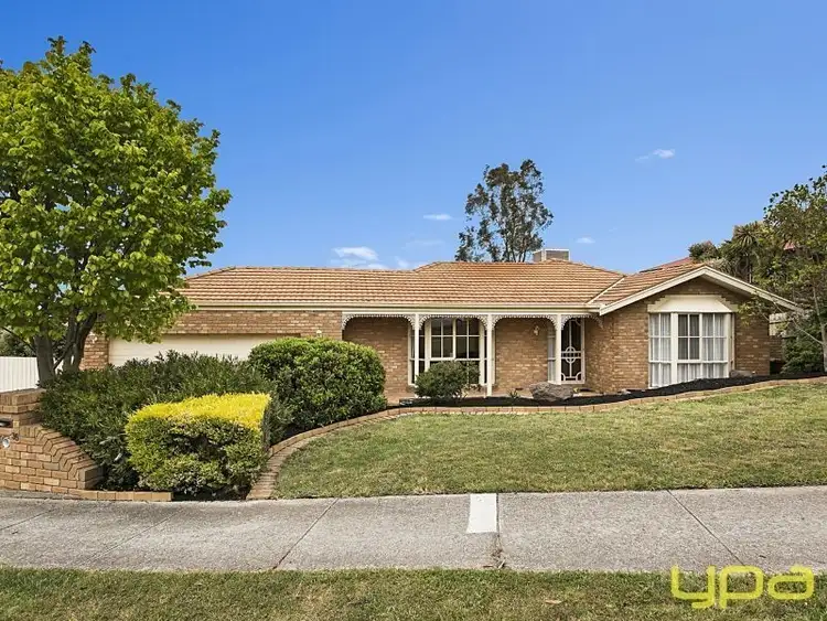 35 Fullbrook Drive, Sunbury VIC 3429