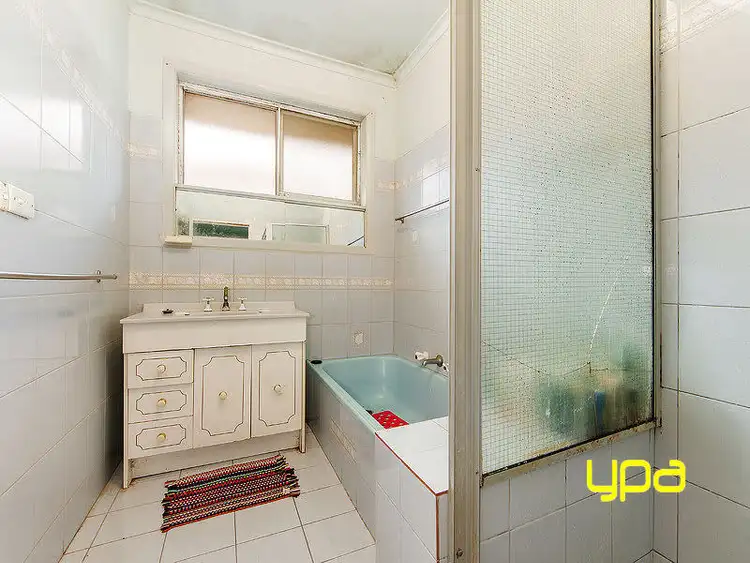 Sixth view of Homely house listing, 30 Thorndon Drive, St Albans VIC 3021