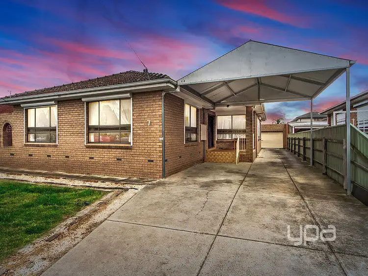 7 Harcourt Avenue, St Albans VIC 3021