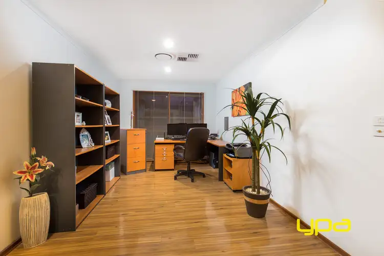 Sixth view of Homely house listing, 10 Panamuna Avenue, Taylors Lakes VIC 3038