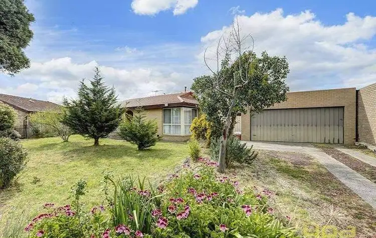 14 Hazelwood Court, Kings Park VIC 3021