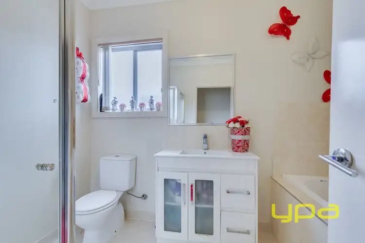 Fifth view of Homely house listing, 20 Daymar Circuit, Craigieburn VIC 3064