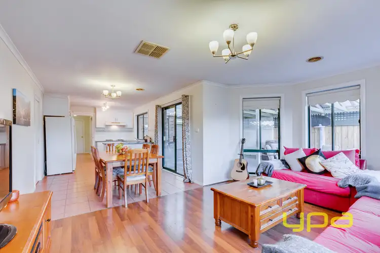 Fourth view of Homely house listing, 2 Mailrun Court, Hoppers Crossing VIC 3029