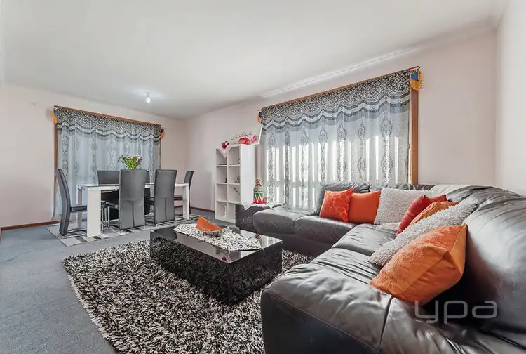 Fifth view of Homely unit listing, 2/11 Elgata Close, Meadow Heights VIC 3048