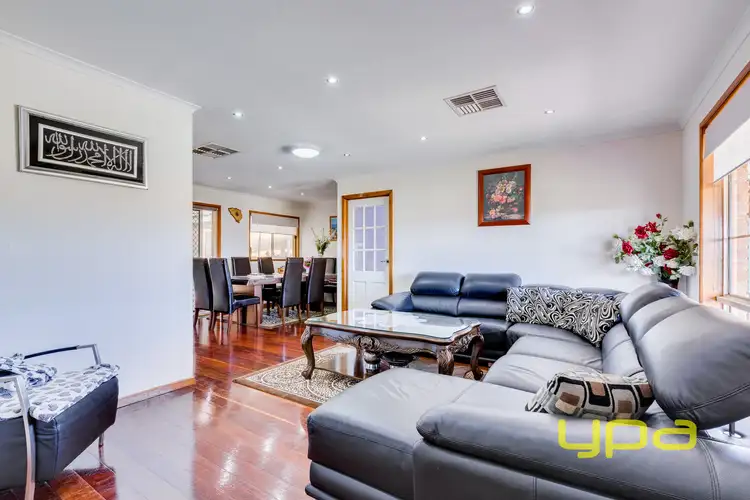 Fourth view of Homely house listing, 1 Redwood Close, Meadow Heights VIC 3048