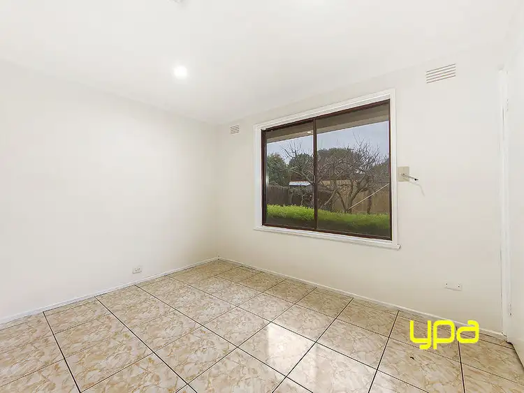 Seventh view of Homely house listing, 38 Kinterbury Drive, Kings Park VIC 3021