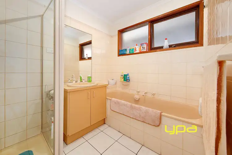 Fifth view of Homely house listing, 19 Sheoak Court, Meadow Heights VIC 3048