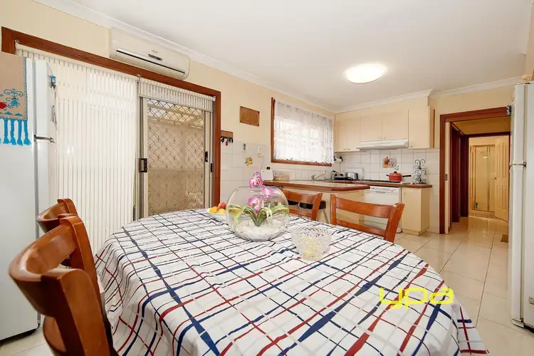 Fourth view of Homely unit listing, 1/8 Seville Court, Meadow Heights VIC 3048