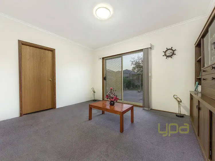 Fifth view of Homely house listing, 15 Leonard Ave, St Albans VIC 3021