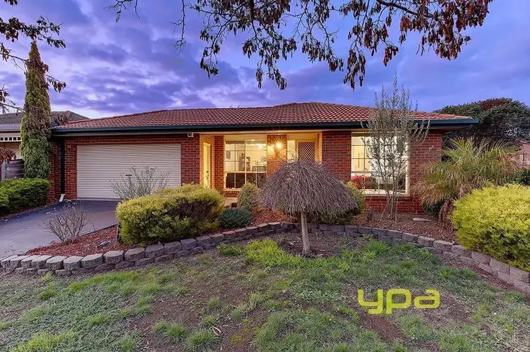 8 Whitmore Place, Hillside VIC 3037