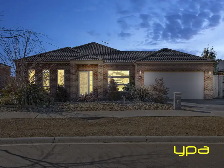 28 Panorama Drive, Melton West VIC 3337