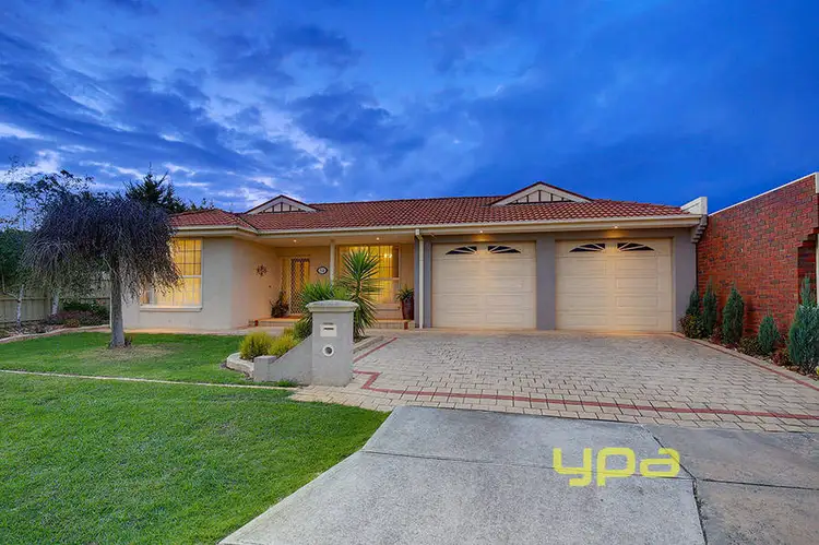 54 John Paul Drive, Hillside VIC 3037