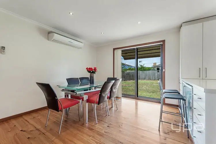 Fifth view of Homely house listing, 5 Aris Court, Craigieburn VIC 3064