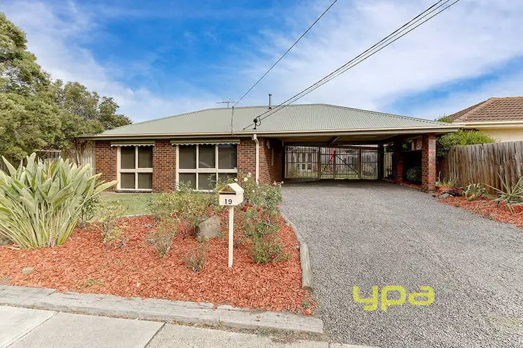 19 Dianne Drive, Tullamarine VIC 3043