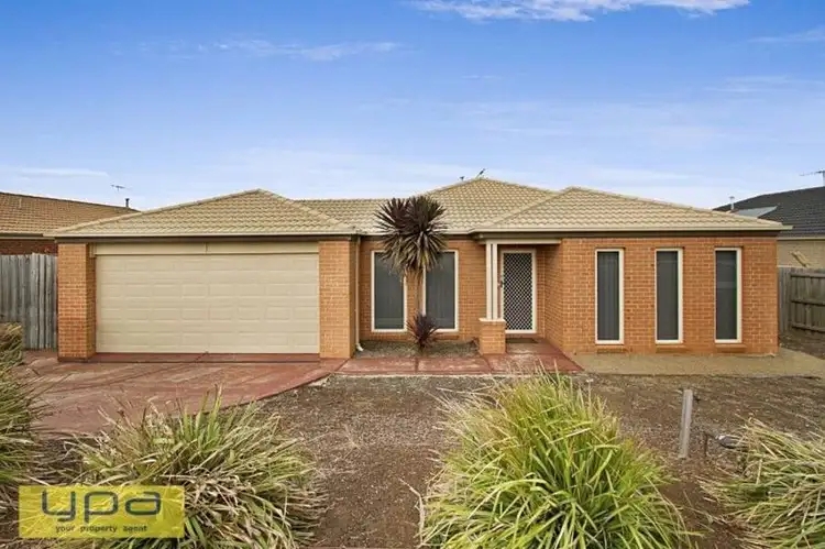 15 Wicket Street, Sunbury VIC 3429