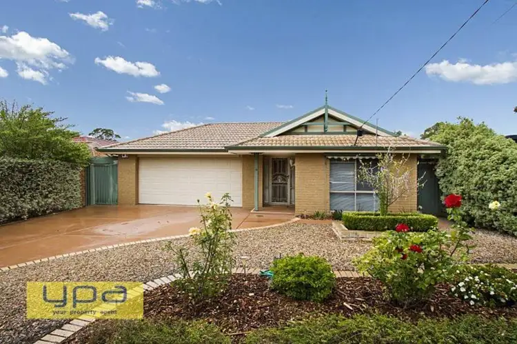 10 Lambert Avenue, Sunbury VIC 3429