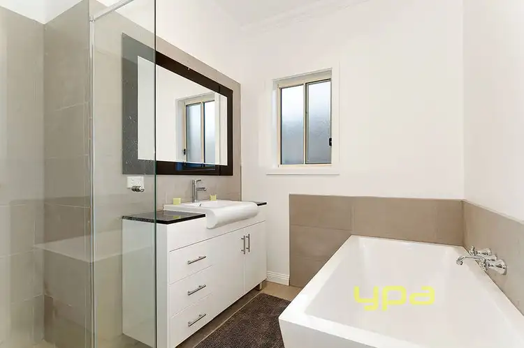 Fifth view of Homely house listing, 4 Spirited Circuit, Craigieburn VIC 3064