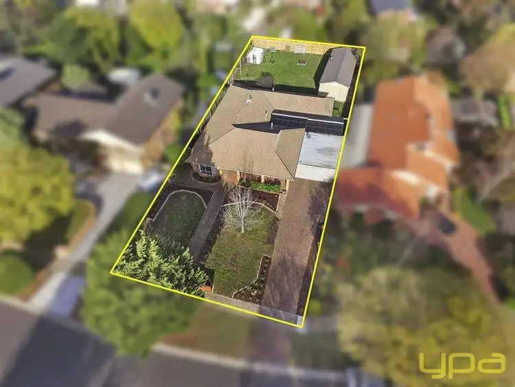Second view of Homely house listing, 11 Kerri Court, Sunbury VIC 3429