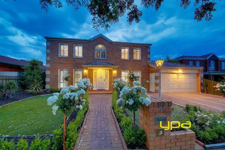 9 Honeysuckle Avenue, Hillside VIC 3037