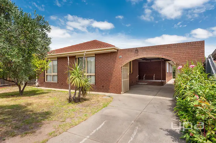 23 Stradishall Way, Tullamarine VIC 3043