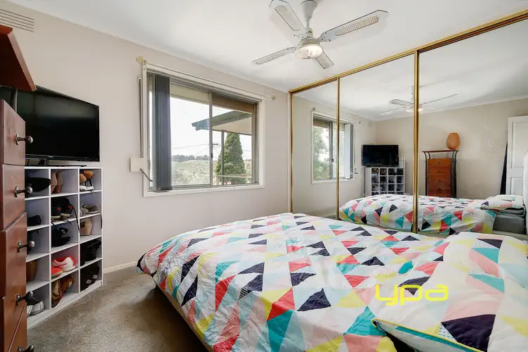 Seventh view of Homely house listing, 2 Tooan Court, Westmeadows VIC 3049