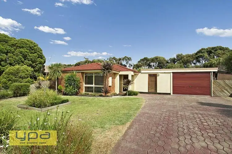 10 Pebble Beach Court, Sunbury VIC 3429