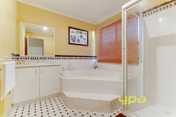 Seventh view of Homely house listing, 15 Pimelea Way, Hillside VIC 3037