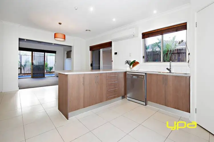 Sixth view of Homely house listing, 5 Yellowgum Street, Burnside Heights VIC 3023