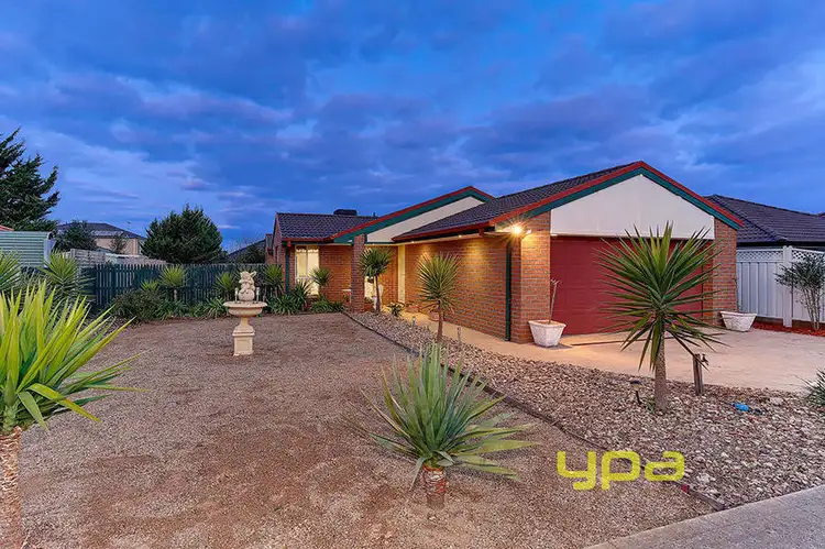 14 Colston Drive, Hillside VIC 3037