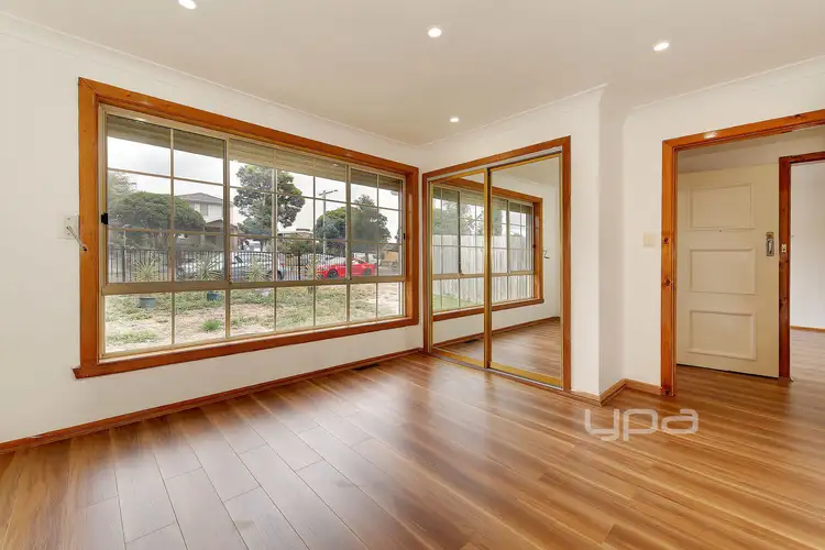 Fifth view of Homely house listing, 32 Hanson Road, Craigieburn VIC 3064