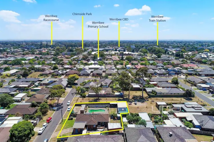 7 Raven Grove, Werribee VIC 3030