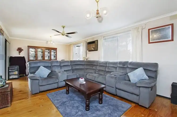 Second view of Homely house listing, 6 McEwen Drive, Sunbury VIC 3429