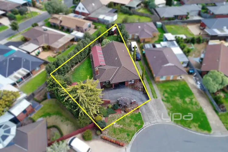 6 Stanford Close
