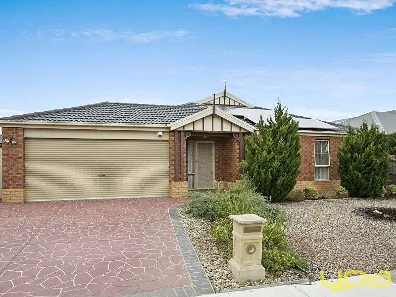 Main view of Homely house listing, 33 Higgs Circuit, Sunbury VIC 3429