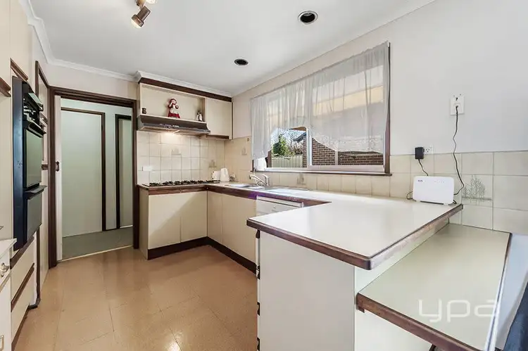 Fifth view of Homely house listing, 2 Southern Crescent, Craigieburn VIC 3064