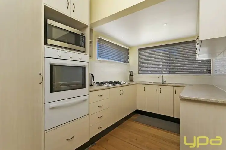 Third view of Homely house listing, 4 Wentworth Court, Sunbury VIC 3429