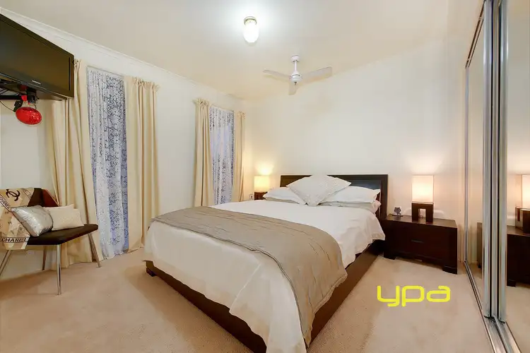 Sixth view of Homely house listing, 10 Davidson Court, Attwood VIC 3049