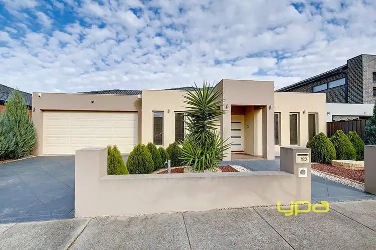 123 Hayfield Road, Roxburgh Park VIC 3064