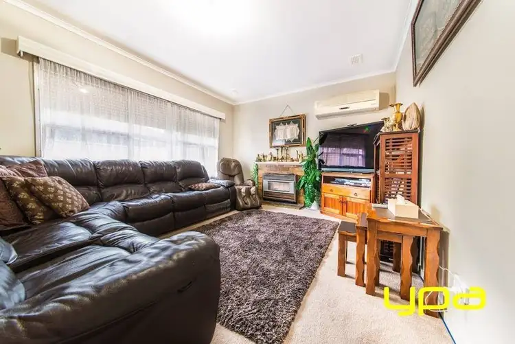 Third view of Homely house listing, 6 Evans Court, Broadmeadows VIC 3047